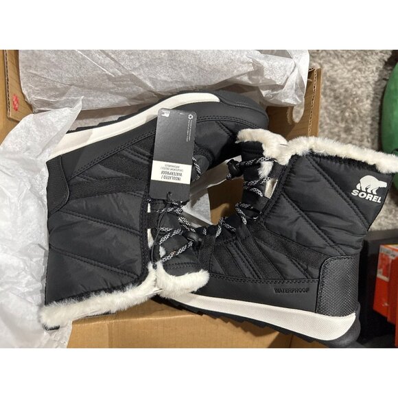 Sorel Youth Girls Whitney II Short Lace Waterproof Winter Boot Black Size 5 M - Picture 2 of 6